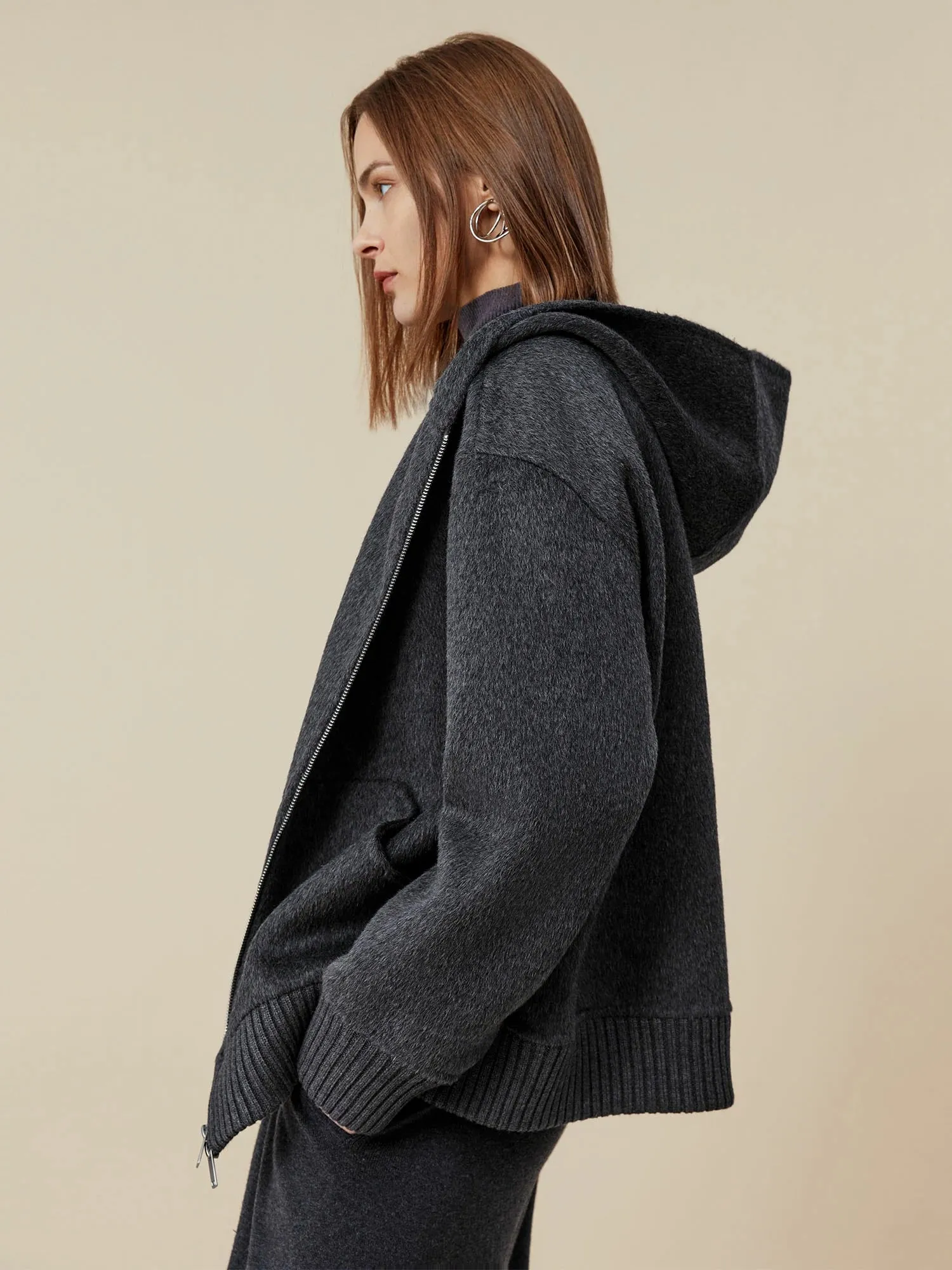 Amoretu 70.9% Wool Hooded Long Sleeve Zipper Short Coat