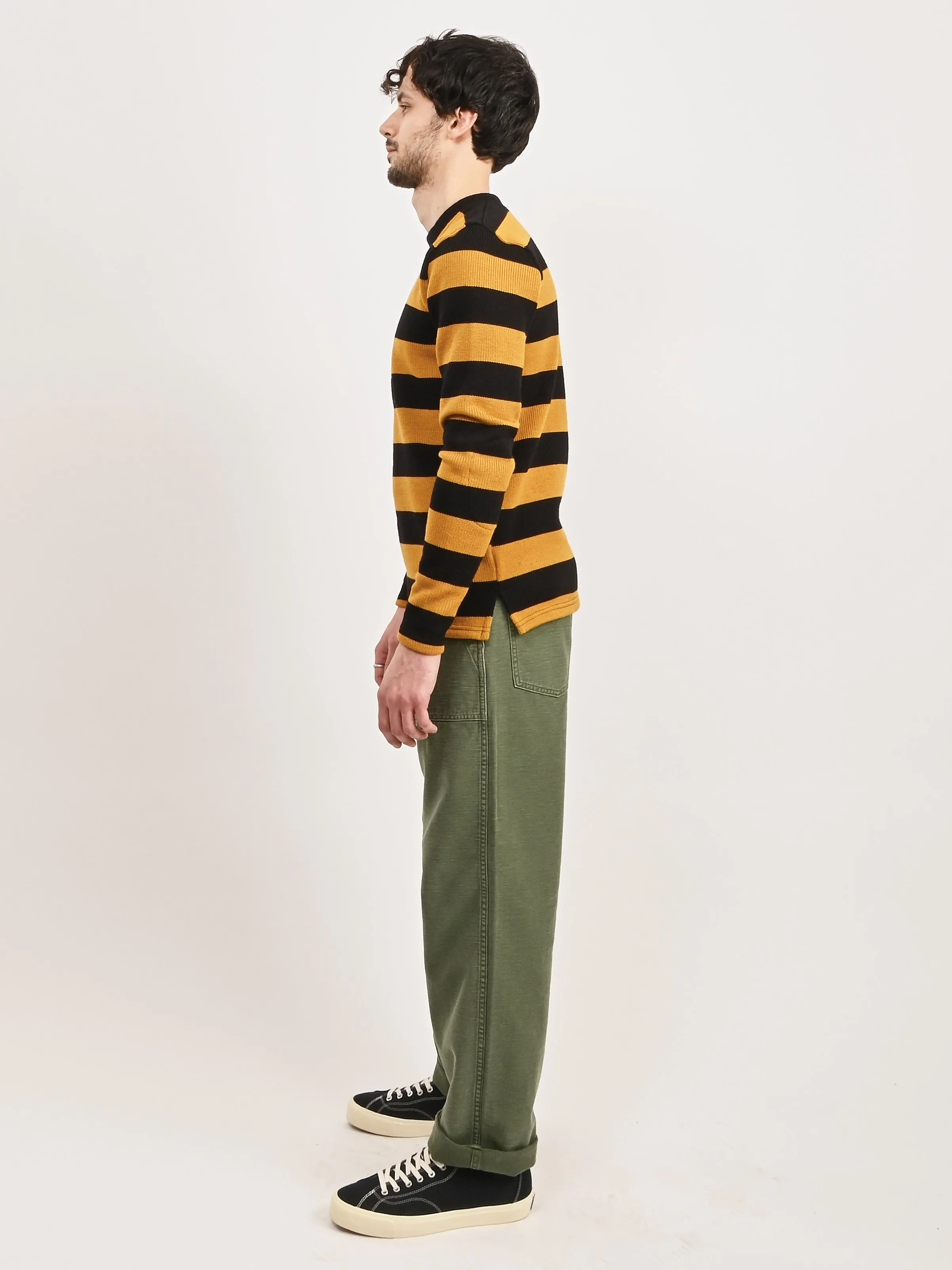 Black/Old Gold Striped Crew